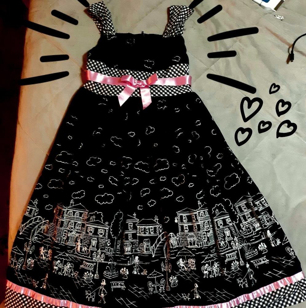 Adorable city-scape cloud dress
